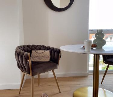 Fesenfeld Apartment | Bremer Flat 3