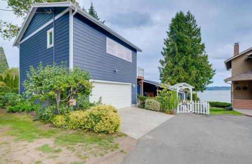 West Hills Apartment | Bremerton Studio with Bay View Beach Access!