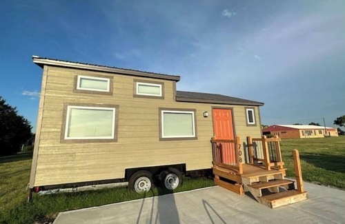 Rush Center House | Brent & Jean’s Tiny house