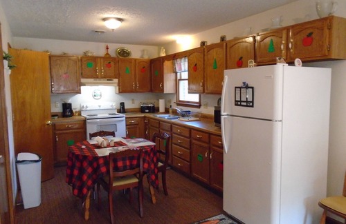 Marion Cottage | Brick cottage near Hungry Mother, Mt. Rogers