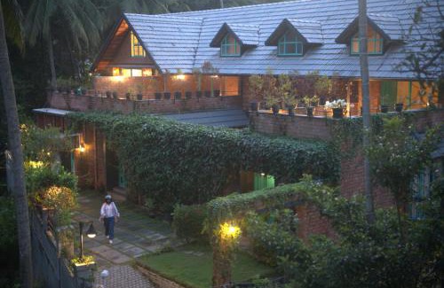 Kozhikode Villa | Brick House