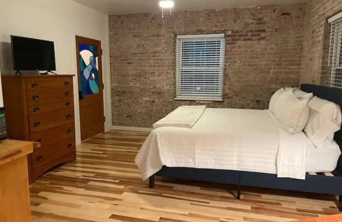 Augusta Apartment | Brick Street Apartment-Studio Suite