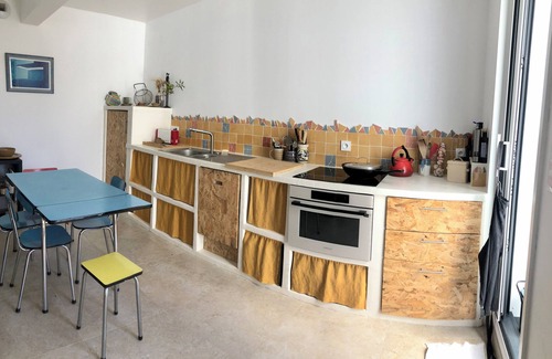 Bono Apartment | Bright 53m2 apartment in the trees in the heart of a village on the Gulf of Morbihan