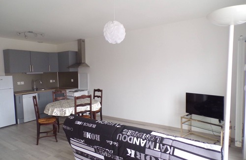 Berck-sur-Mer Apartment | Bright 60m² apartment, balcony, shared green spaces, parking