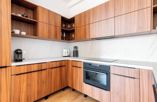 Prague 5 Apartment | Bright and airy mid-century modern flat