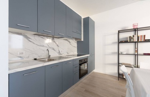 Comasina Apartment | Bright Apartment Affori, Milan