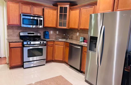 Brewerytown Apartment | Bright Apartment near Art Museum