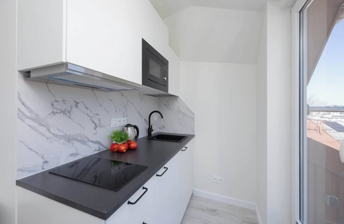 Powisle Apartment | Bright Apartments with Air Conditioning Near the Copernicus Science Center in Wa