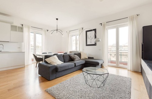 Ponte Seveso Apartment | Bright, brand new Apartment- Milano Centrale
