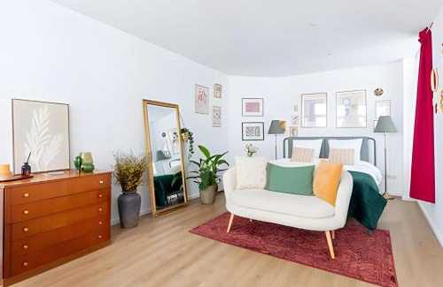 Sint-Gillis Apartment | Bright & Charming Apartment in Brussels, Heart of Saint-Gilles