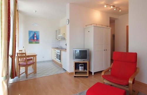 Friedrichstadt Apartment | Bright city apartments