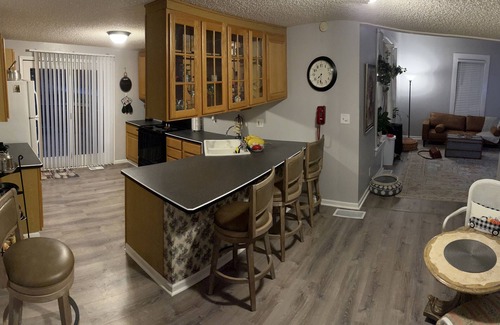 Leavenworth House | Bright & Cozy Home With Open Floor Plan