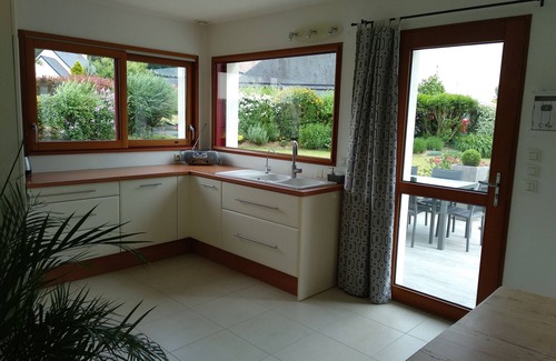Colpo House | Bright detached house with landscaped garden sleeps 2 to 6, wifi access