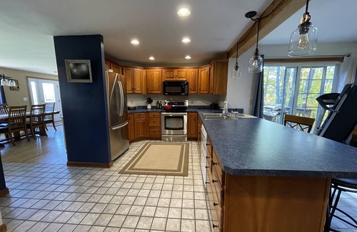 Surry House | Bright, Large, Spacious Family Home