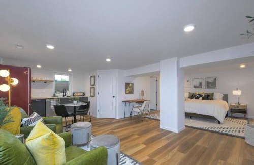 Downtown Vancouver Apartment | Bright & Modern Basement Apartment Dt N'hood