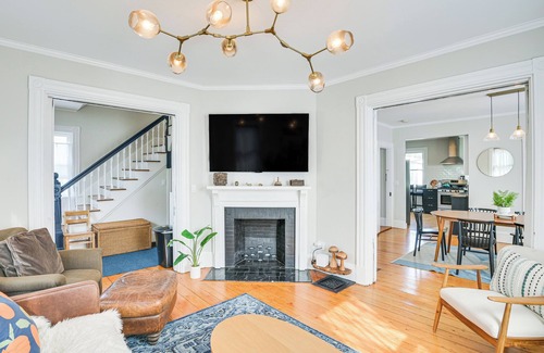 Watertown House | Bright & Pet-Friendly Home: 1.5 Mi to Harvard Square, Allston, Brighton