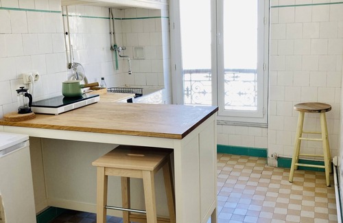 Les Grands Carmes Apartment | Bright, quiet apartment near Joliette/Old Port/Panier/Mucem
