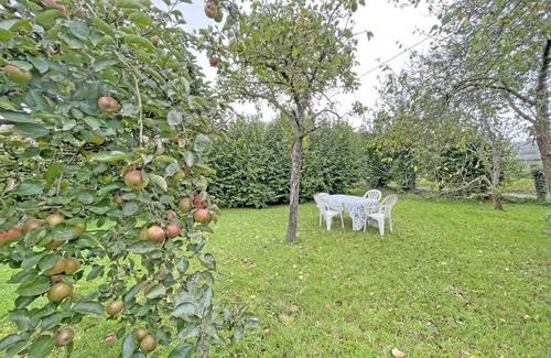 Saint-Pierre-du-Regard Cottage | Bright renovated cottage with pets allowed, parking and WIFI in Swiss Normandy