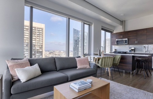 Civic Center Apartment | Bright Soma 2BR w/Theater & Basketball, nr Tech Companies, by Blueground