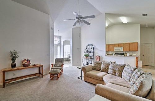 Spring Hill House | Bright Spring Hill Home 5 Mi to Weeki Wachee Park