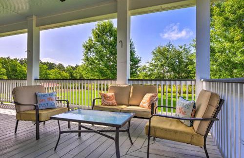 Waveland House | Bright Waveland Home - Walk to Beach Access!