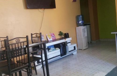 Kinyozi Bed & Breakfast | Brilliant homes