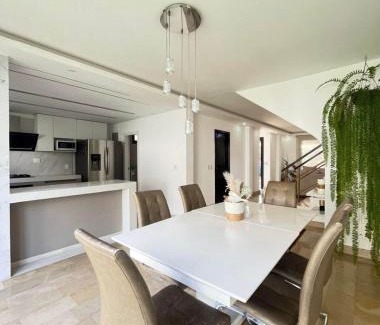 Samborondon House | Brisa del sol