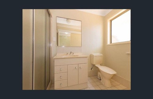 Bellbowrie House | Brisbane Traveler's nature home