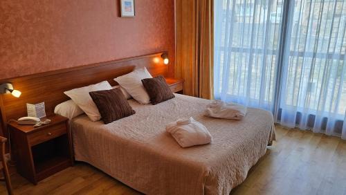 Chaudes-Aigues Hotel | Brit Hotel Du Ban