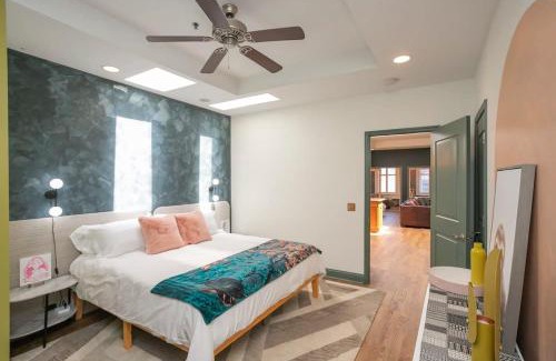Downtown Nashville House | Broadway Penthouse Above Live Music & Bars
