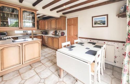 Potter Brompton House | Brompton Lodge