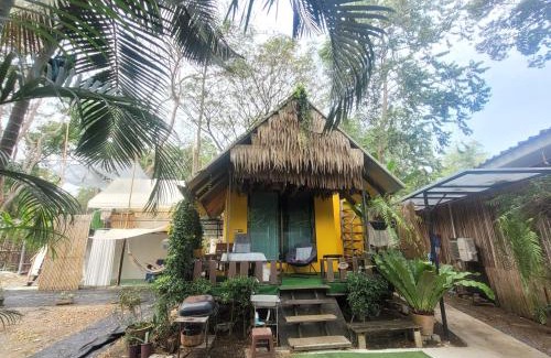 Khanong Phra House | Brookhouse at Khaoyai