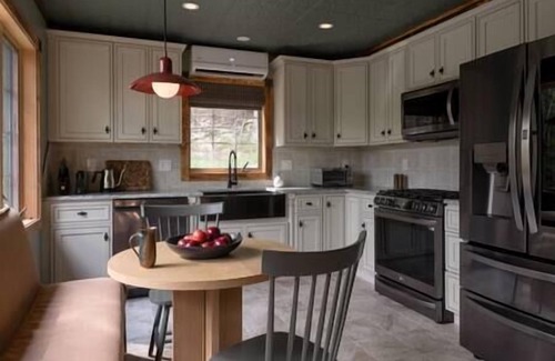 Pond Eddy House | Brookmill Cabin
