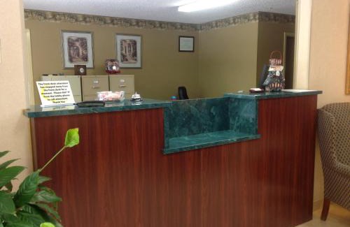 Inez Hotel | Brookshire Inn