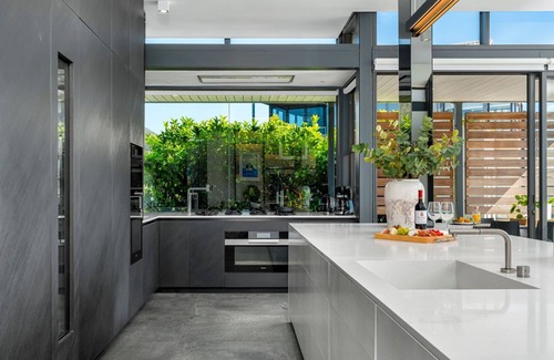 Victoria and Alfred Waterfront Apartment | Brookstone Penthouse