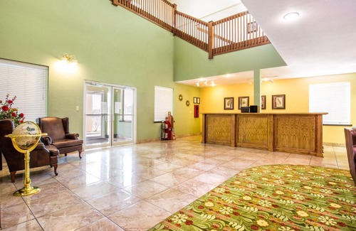 Branson Hotel | Brookwood Inn Branson