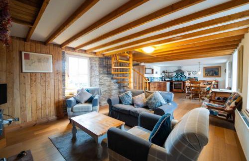 Ventry House | Brosnan's Cottage