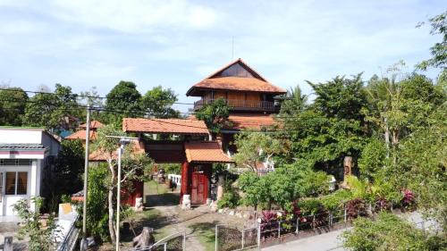 Phong Dien Bed & Breakfast | Brown House Resort