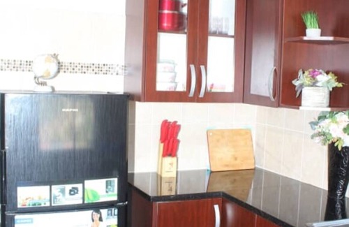 Mbare West Cottage | Browns Cottage Retreat - Newly remodeled,WiFi,Cute. Brand new kitchen, bathroom