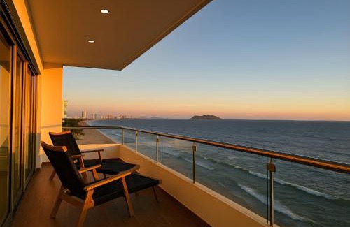 Cerritos Apartment | Brujas Tower Beach Resort