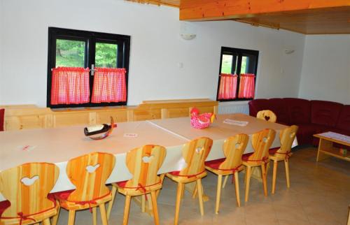 Komarna Vas Ski Chalet | Brunarica Petric - Bela krajina - Komarna vas - Smučišče Gače - Semič