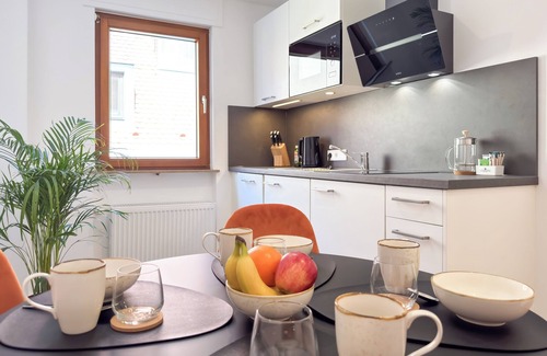 Altstadt - Sankt Lorenz Apartment | Brunnen Apartments
