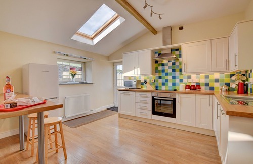 Bontnewydd House | Brynheulwen - Three Bedroom House, Sleeps 6