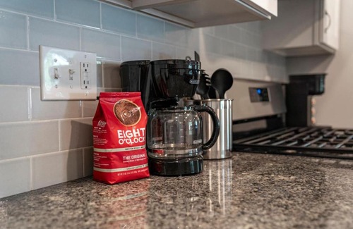 Red Mill Pond Apartment | Bubba and Banjos