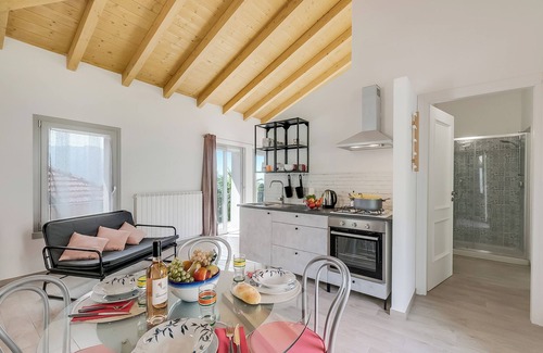 Arcumeggia Apartment | Bucaneve Apartment, Casalzuigno, Italy