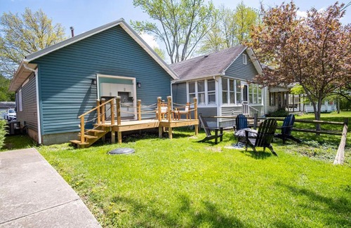 Millersport House | Buckeye Lake Cottage