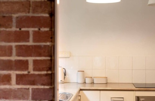 Battery Point Apartment | 'Buckley's Rest' on the doorstep of Battery Point