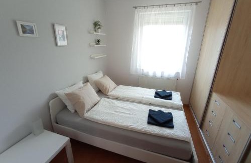 Erdoskert Apartment | Budapest Airport Apartment
