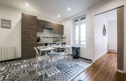 Charleville-Mezieres Apartment | Budget apart downtown with parking