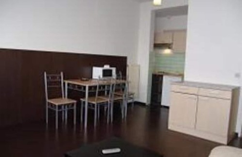 Amandus - Atheneum Apartment | Budget Flats Antwerpen